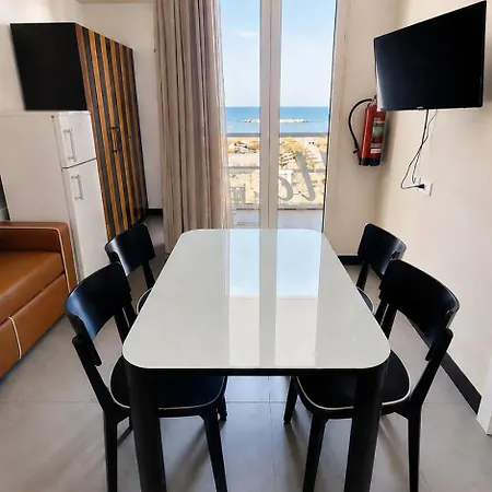 Indipendente Con Giardino, Balcone Vista Mare