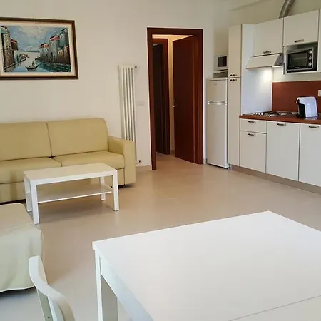 Indipendente Con Giardino, Balcone Vista Mare